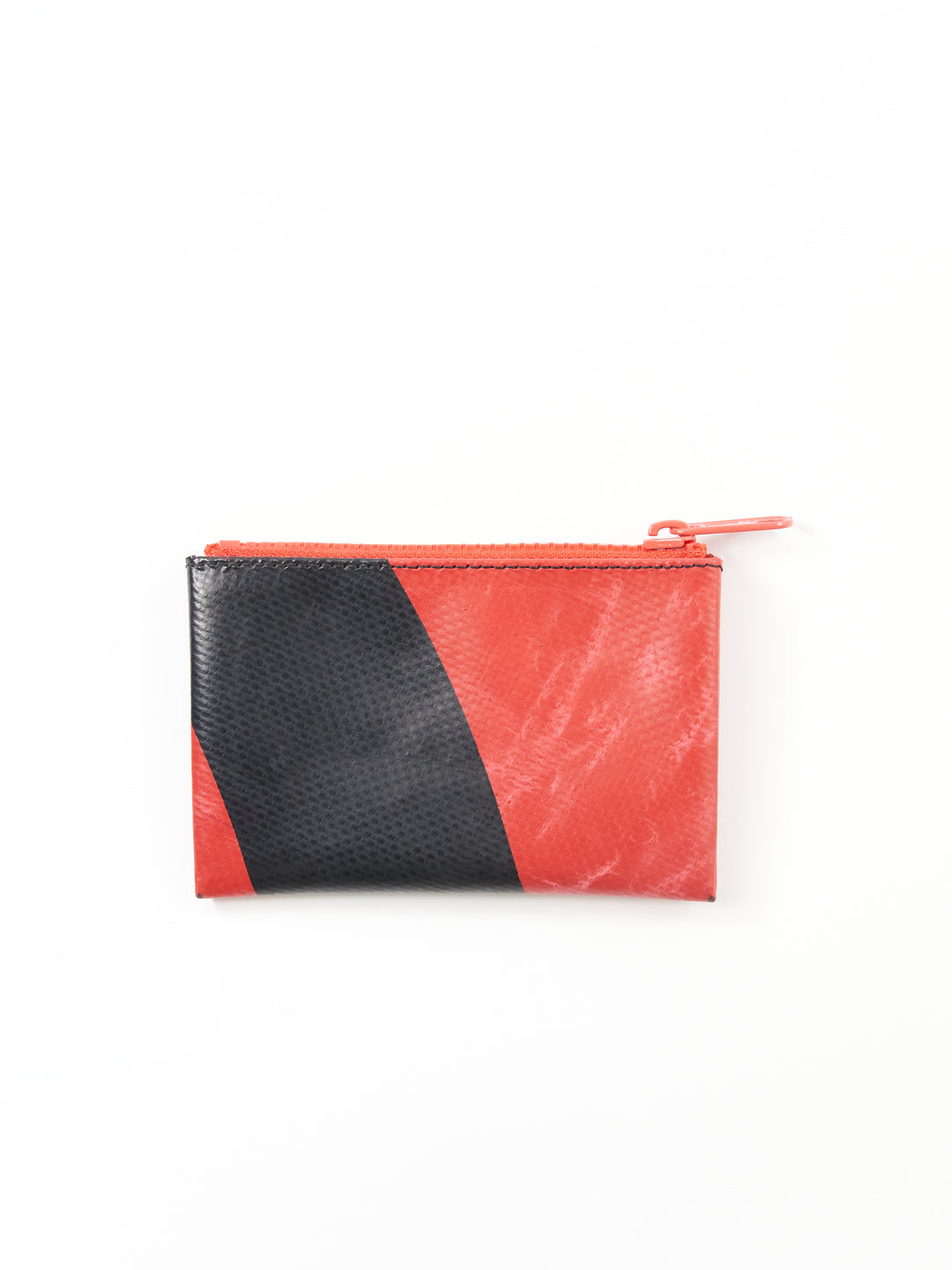 F05 Blair -red black