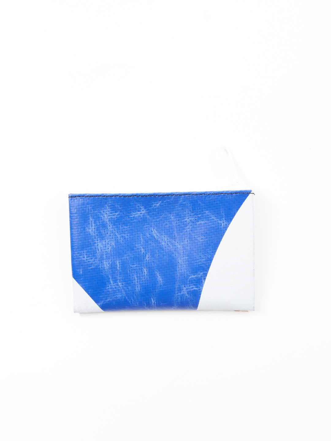 F05 Blair -white blue
