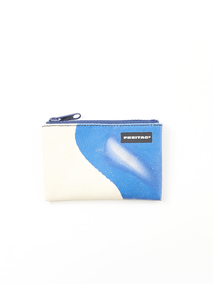 F05 Blair -blue white