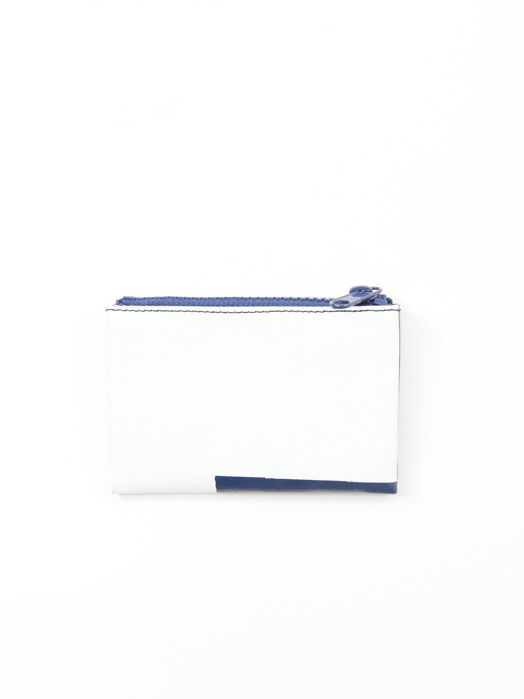 F05 Blair -white blue