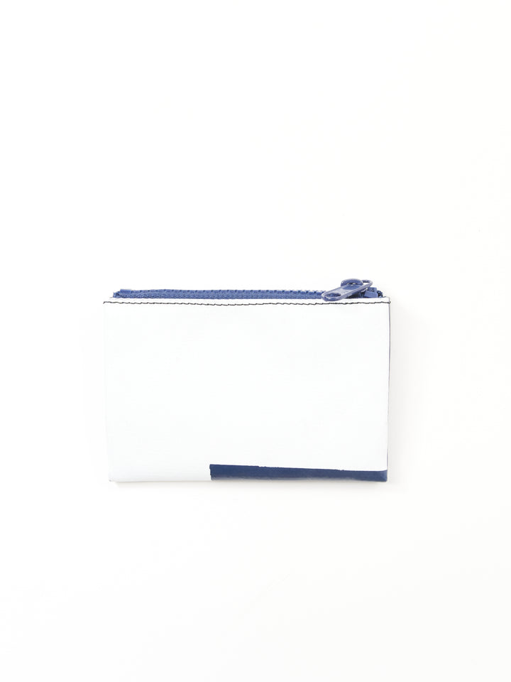 F05 Blair -white blue