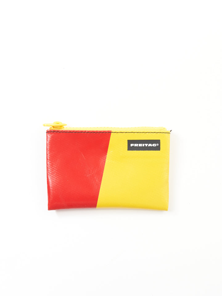 F05 Blair - yellow red