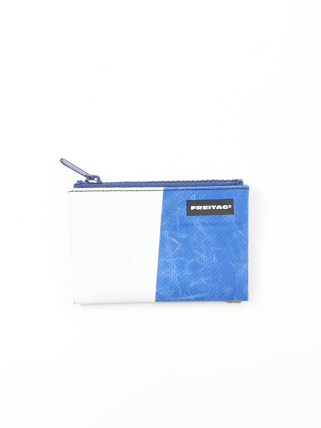 F05 Blair - white blue