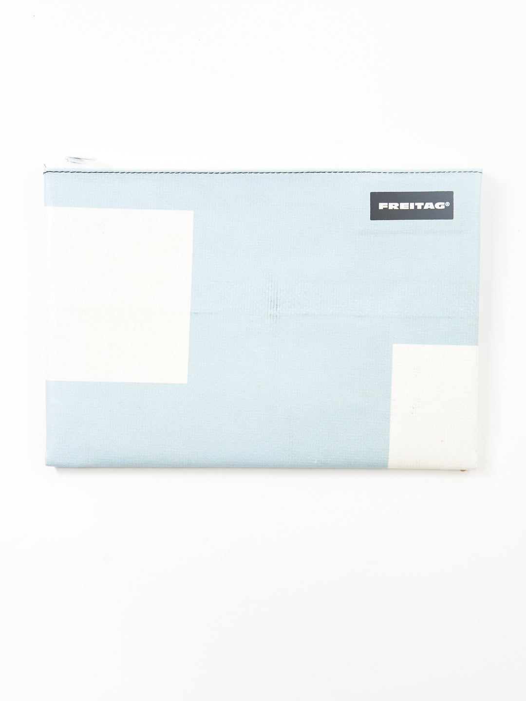 F07 CHUCK - blue white