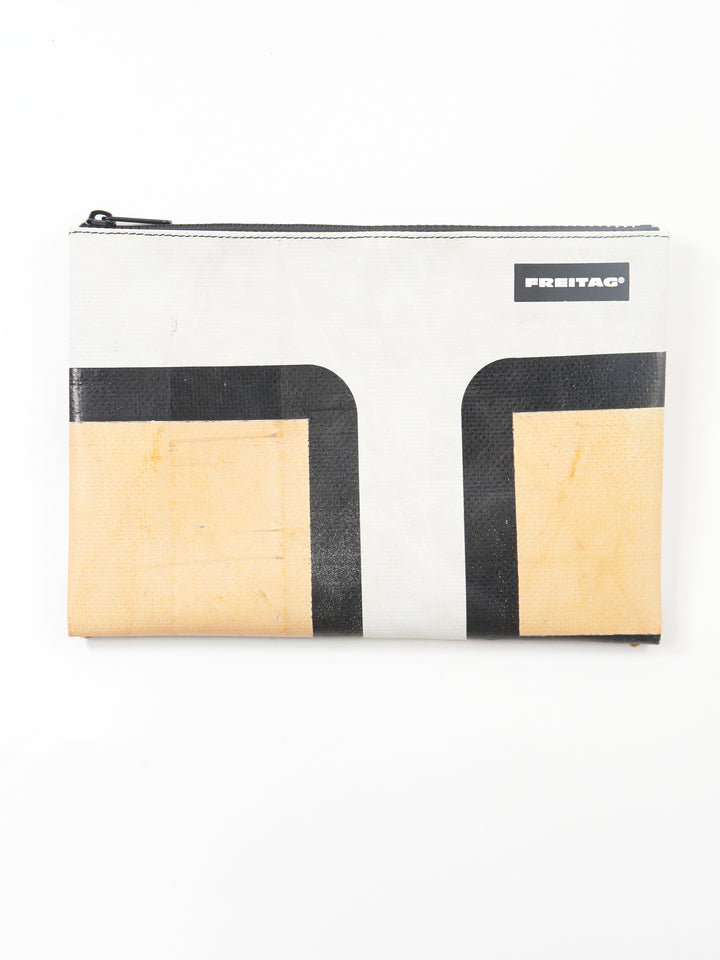 F07 CHUCK -white yellow black