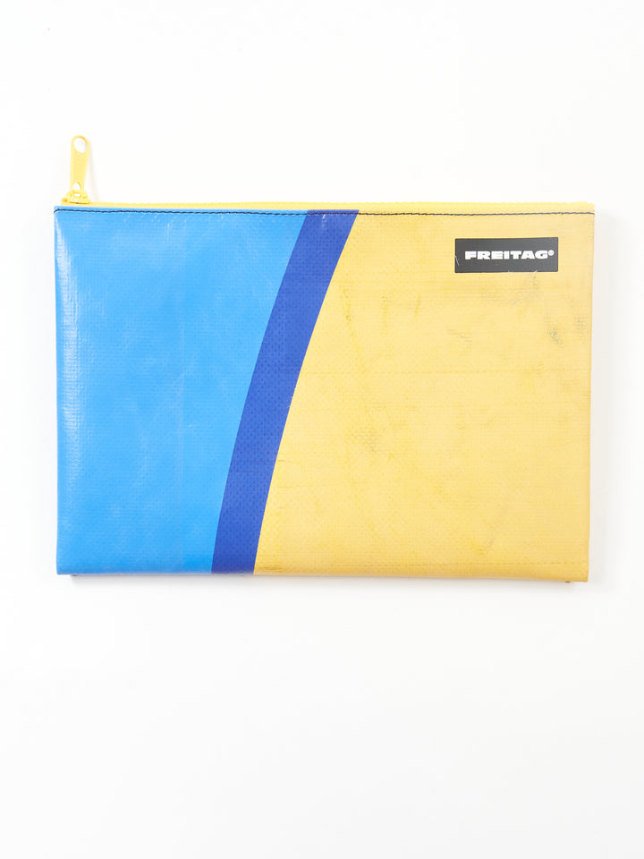 F07 CHUCK -blue yellow