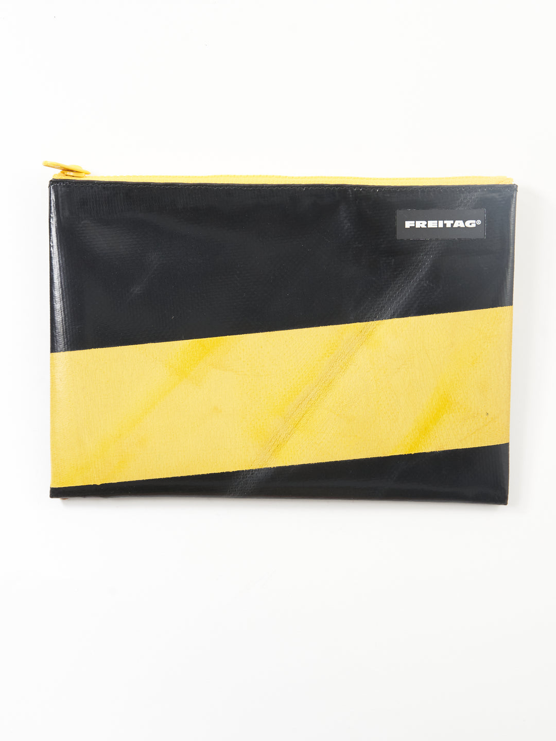 F07 CHUCK - black yellow