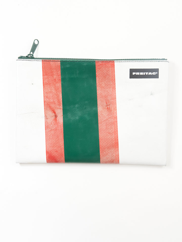 F07 CHUCK - white green red