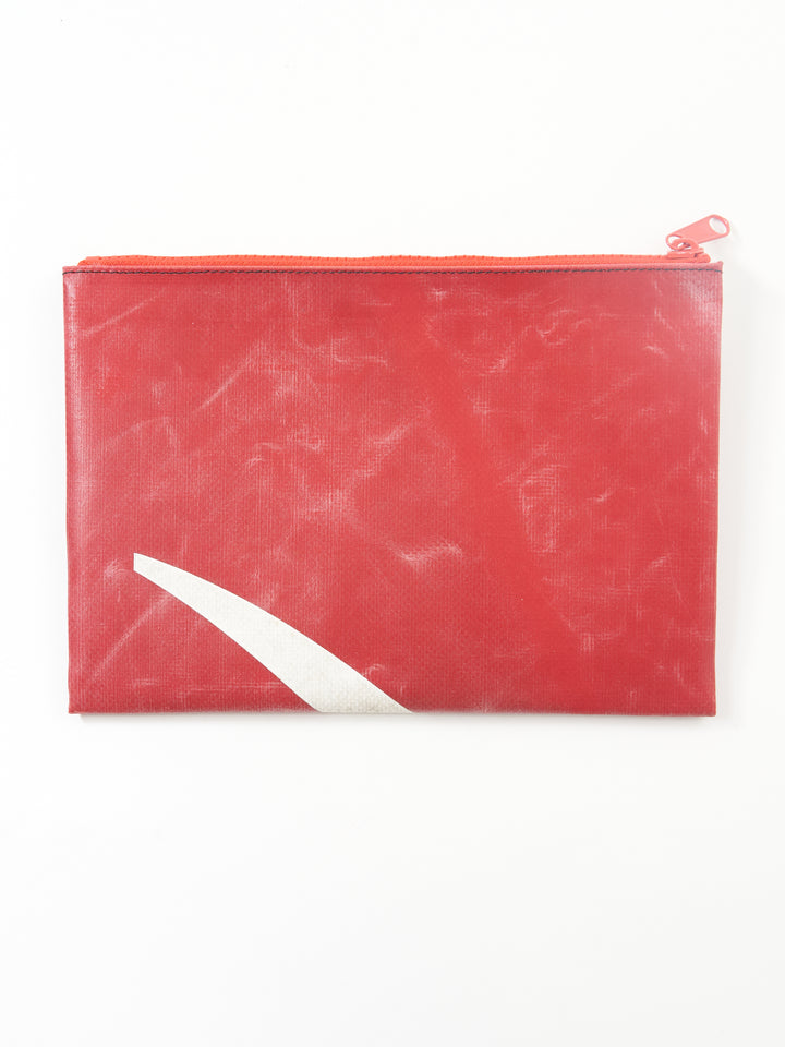 F07 CHUCK - red white