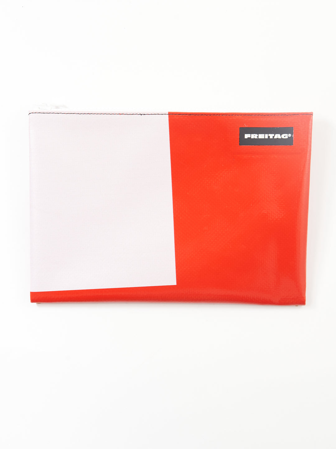 F07 CHUCK - red rose