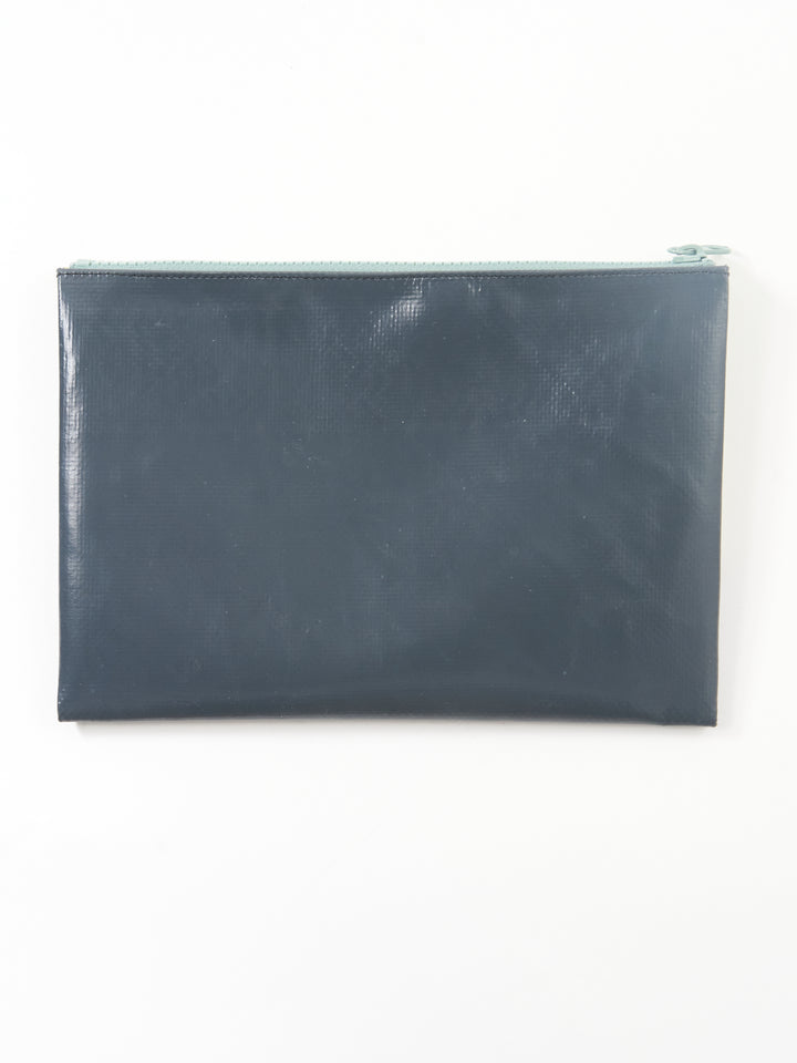 F07 CHUCK - blue green