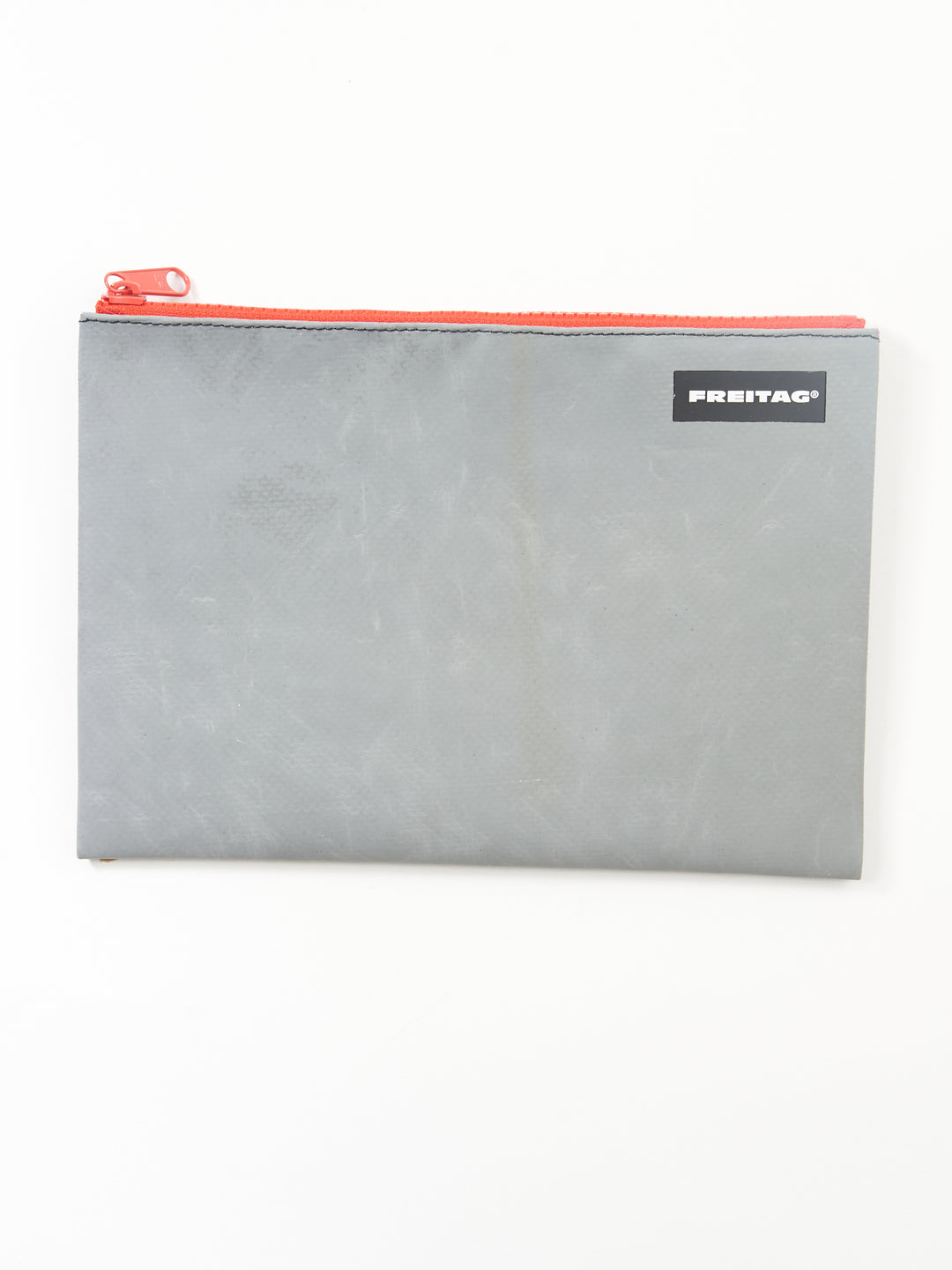 F07 CHUCK - grey red