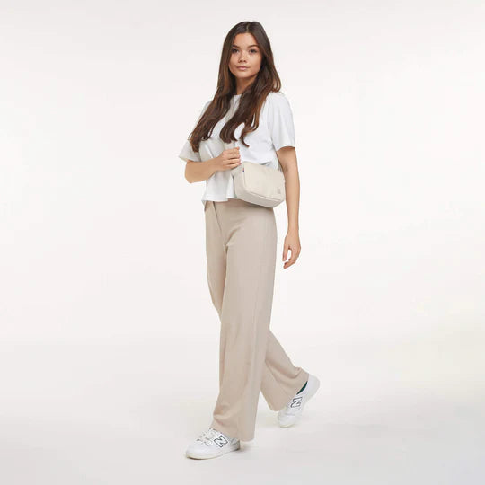 CROSSBODY BAG soft shell