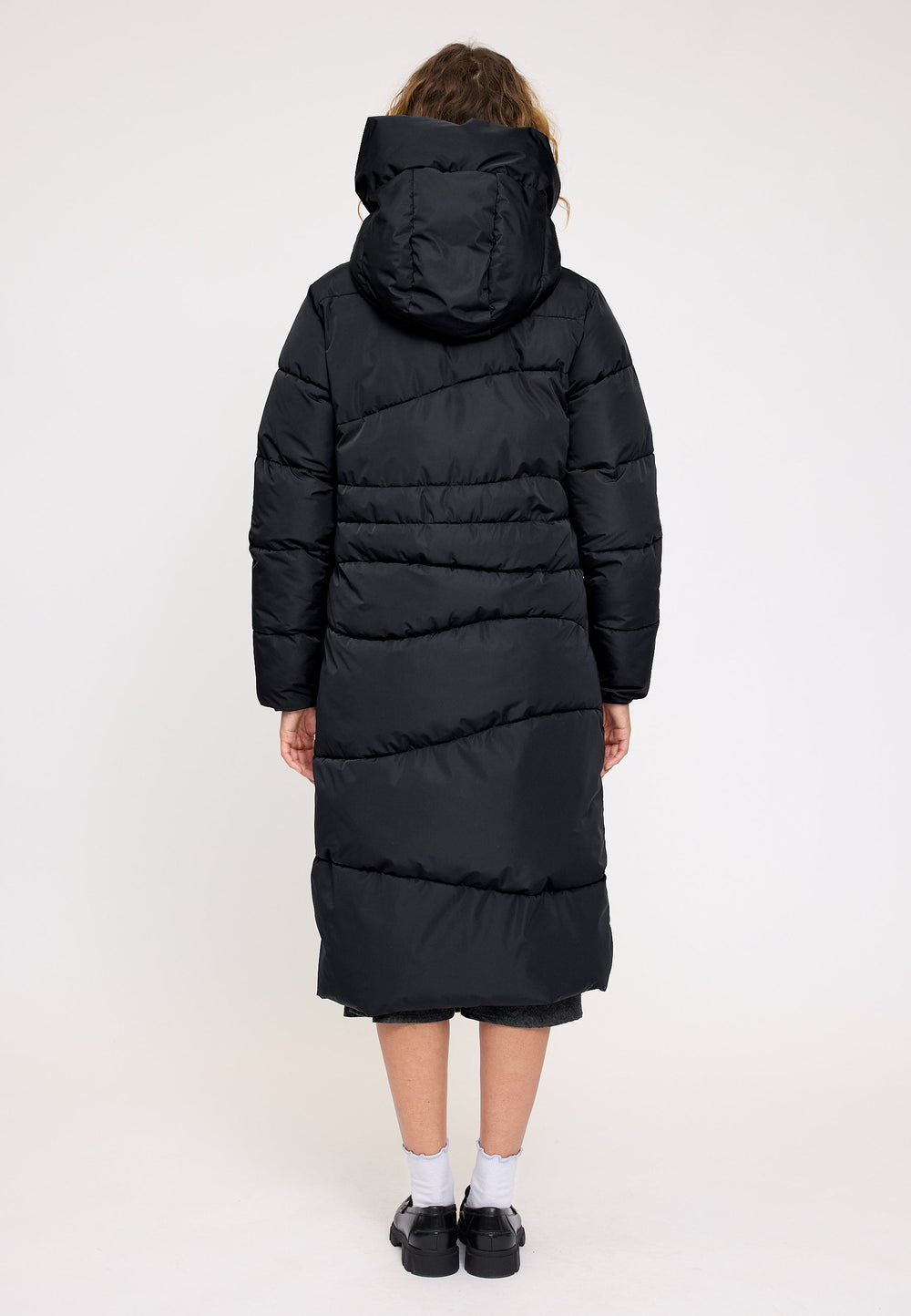Waves Quilt Puffer Coat -  black