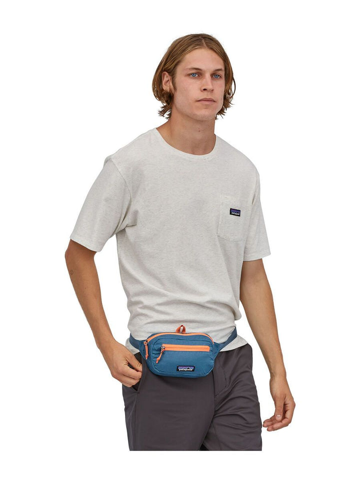 Ultralight Black Hole Hippack - wavy blue