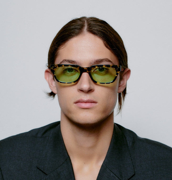 Bror - Black / yellow Tortoise