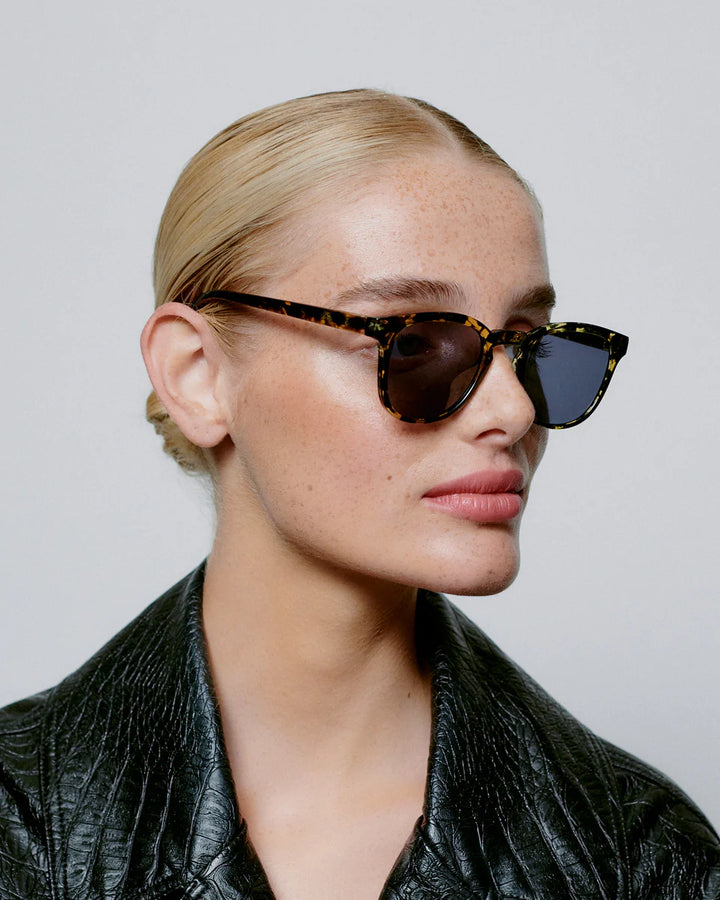 Bate - Black Yellow Tortoise