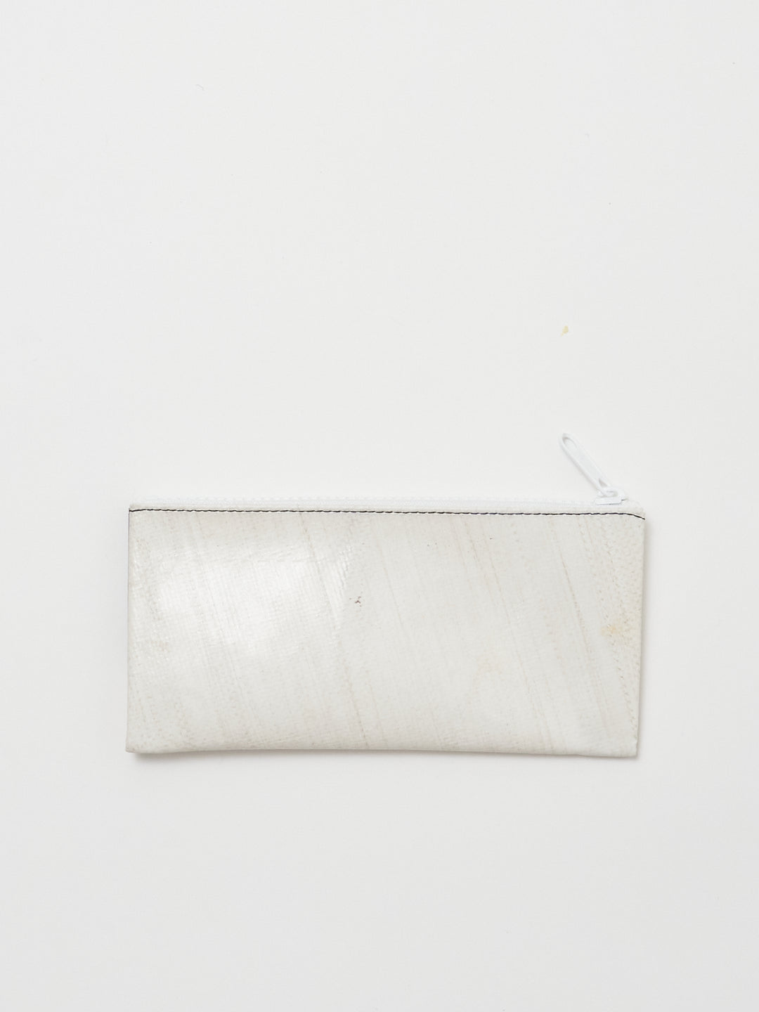 F06 Serena - white black