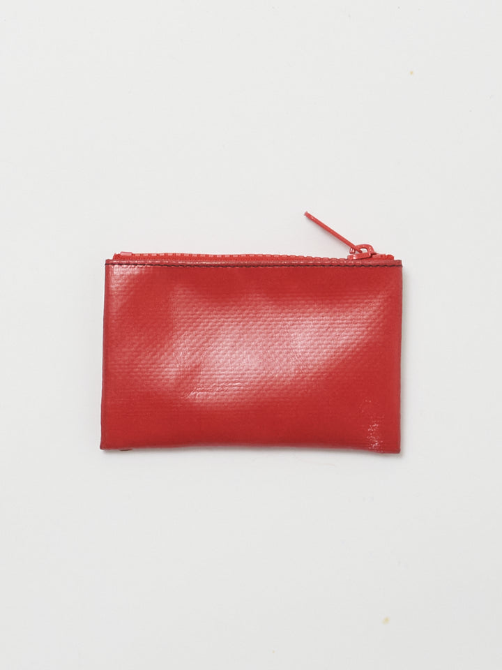 F05 Blair - red white