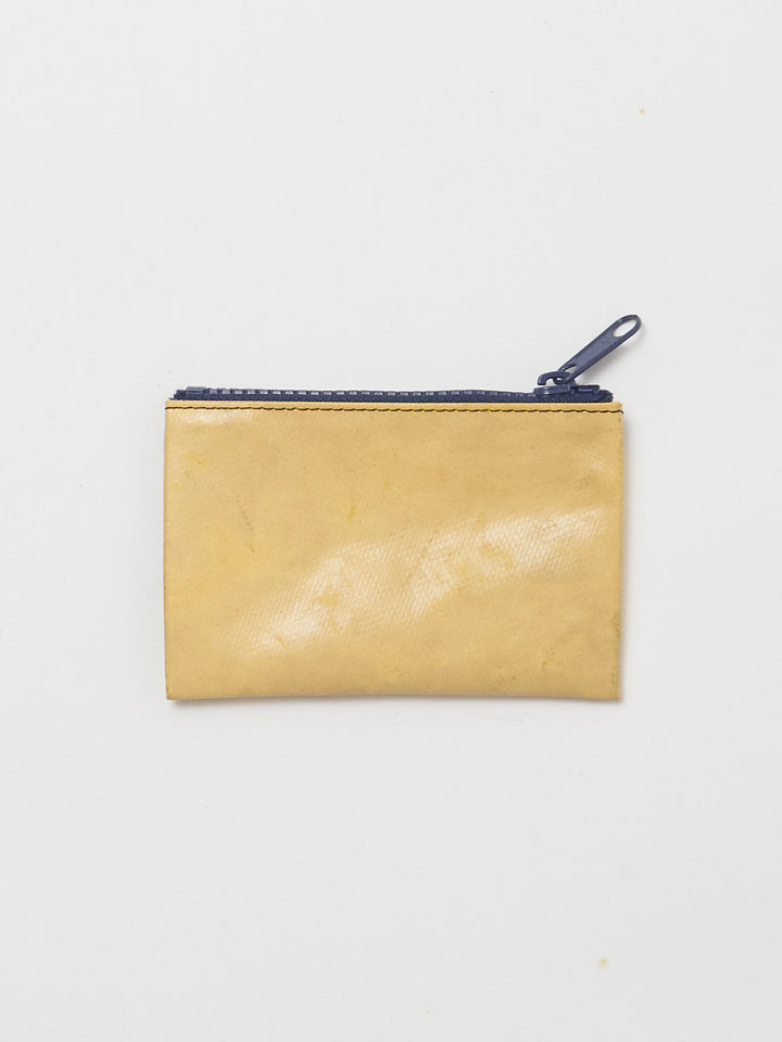 F05 Blair - yellow blue