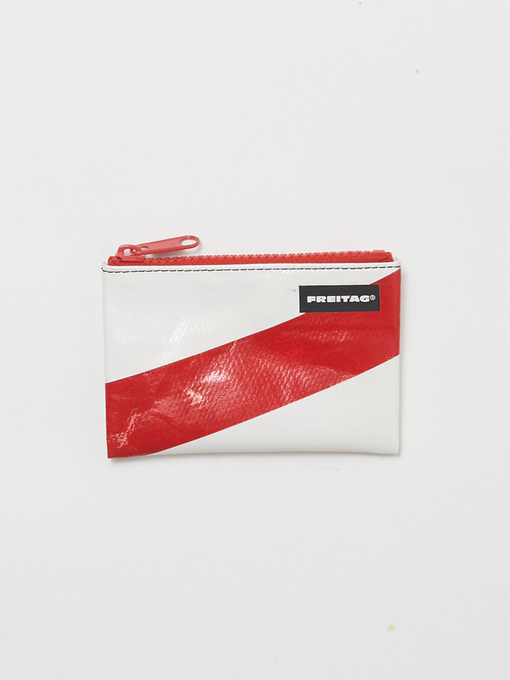 F05 Blair - white red