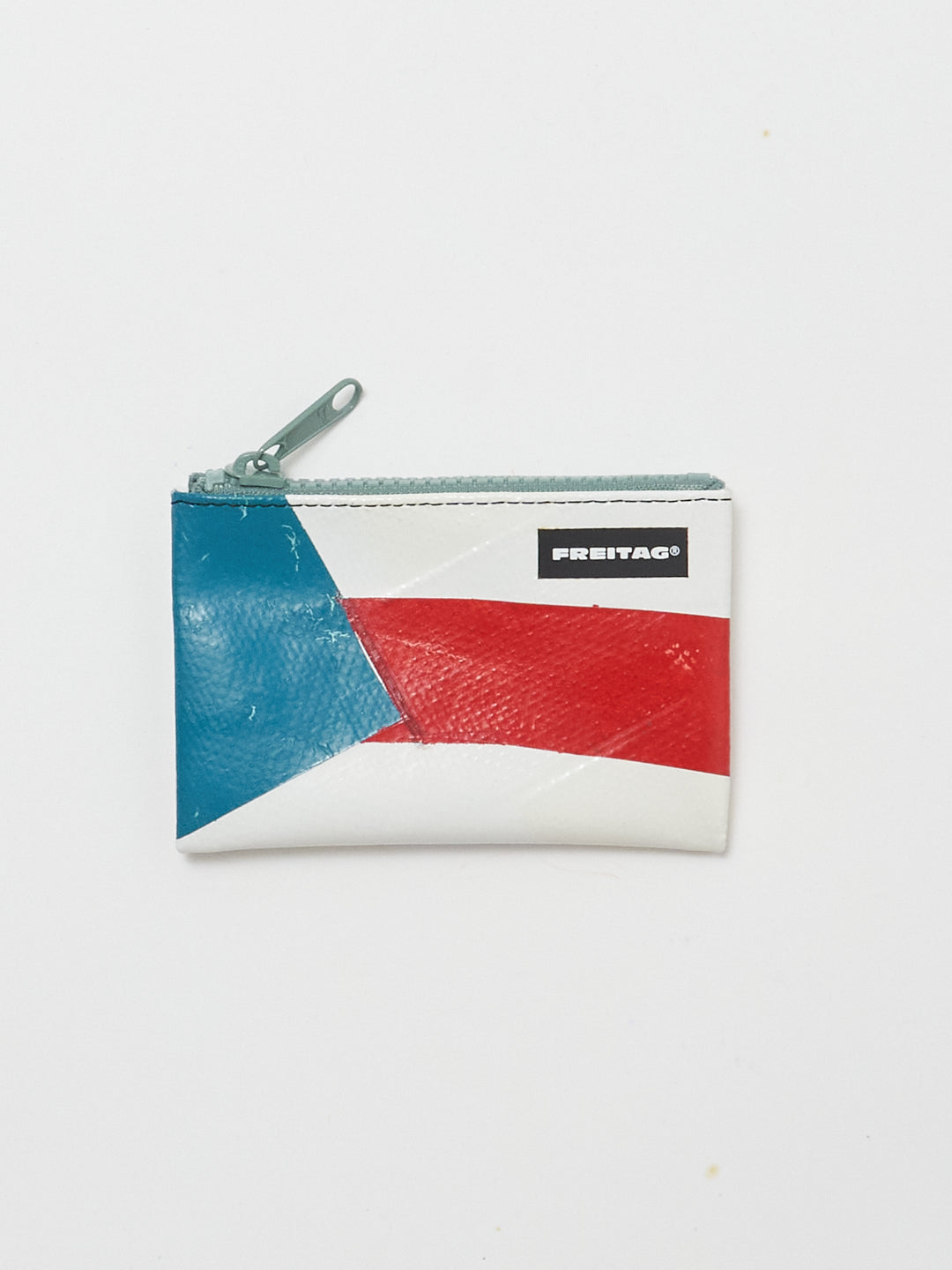 F05 Blair - white red blue