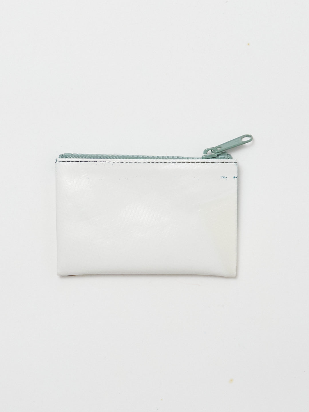 F05 Blair - white blue