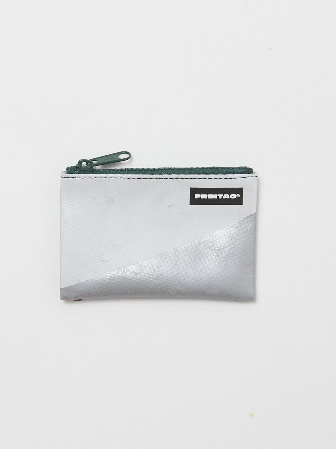 F05 Blair - white grey