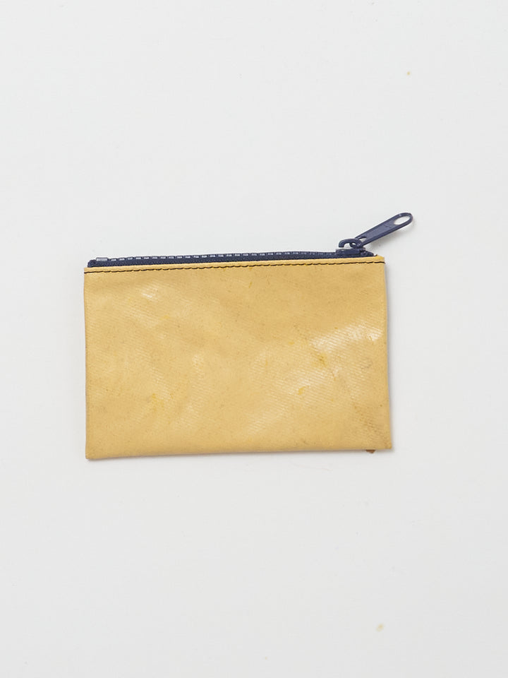 F05 Blair - yellow blue