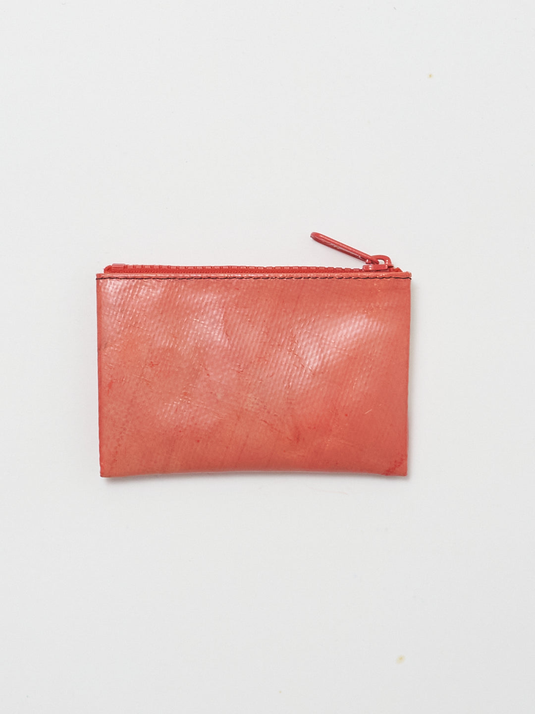 F05 Blair - red white