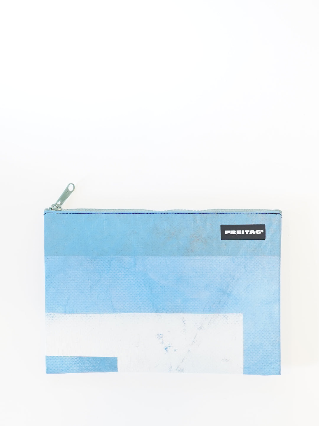 F07 Chuck -  blue/white