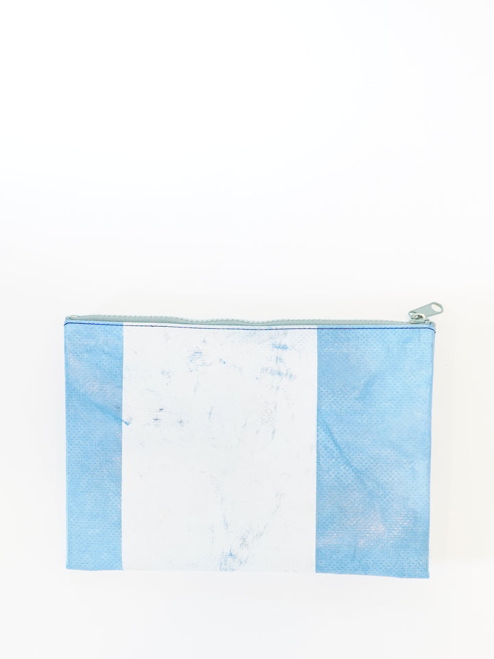 F07 Chuck -  blue/white