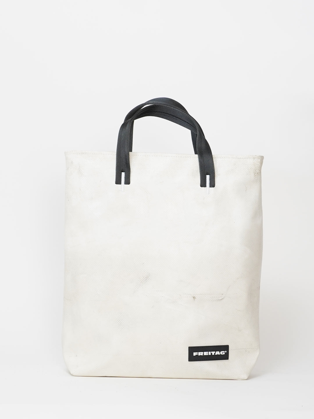 F202 Leland -  white