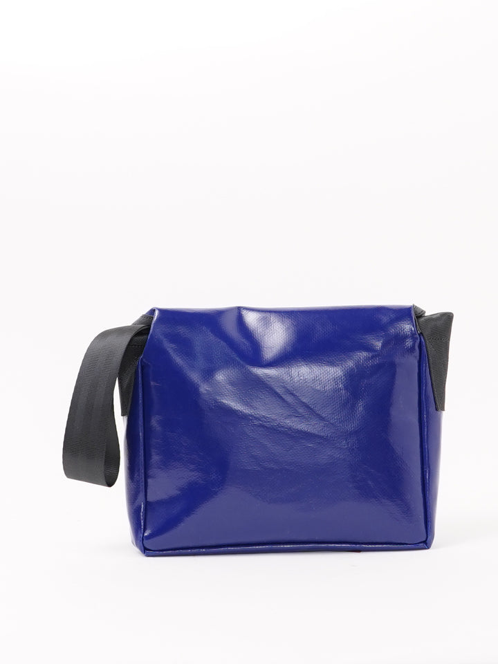 F11 Lassie -  blue red