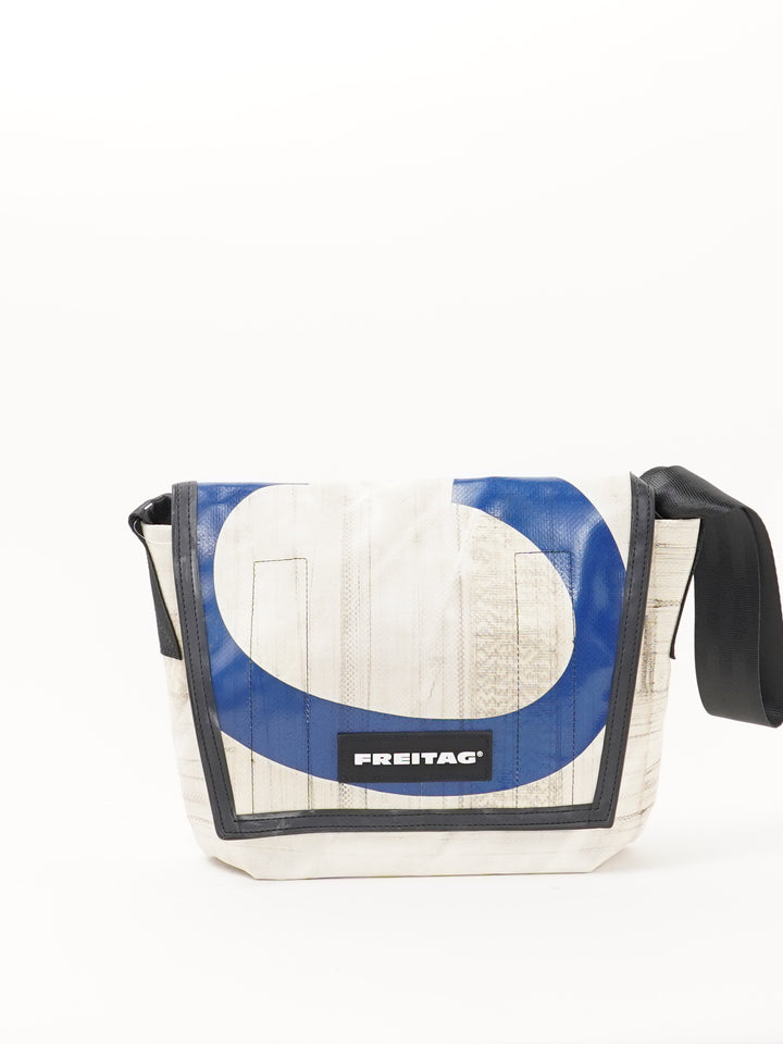 F11 Lassie - white blue