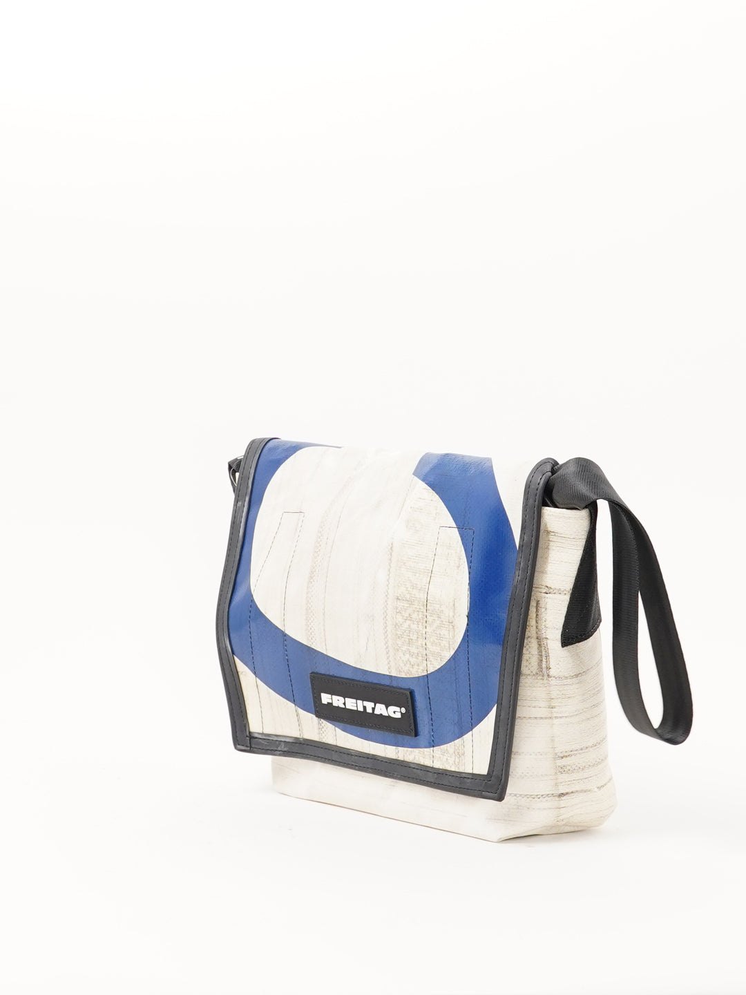 F11 Lassie - white blue