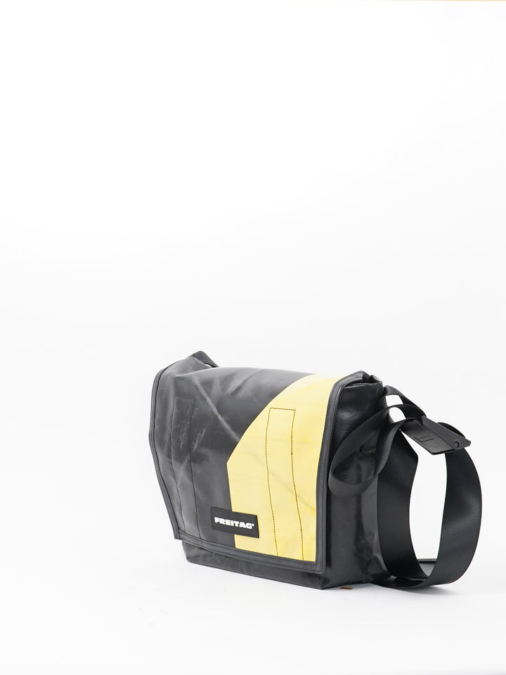 F14 Dexter -  black yellow