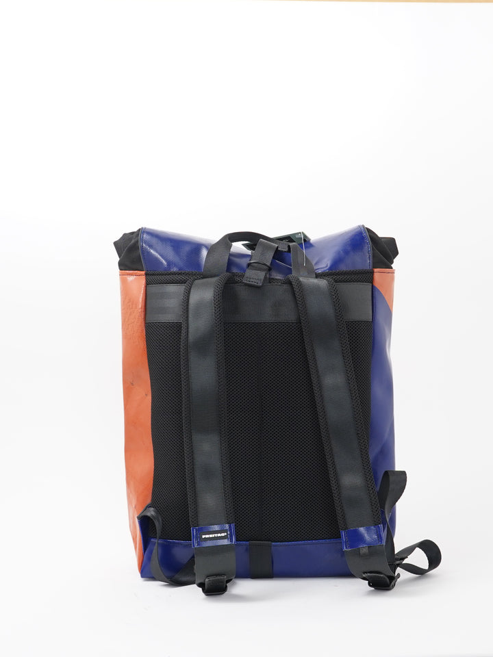 F155 Clapton -  blue red