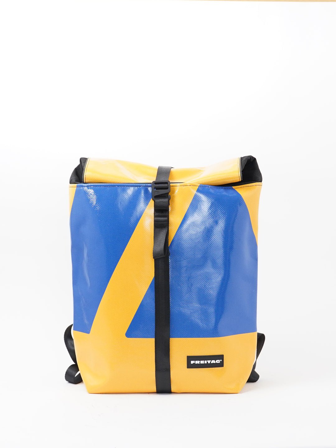 F155 Clapton -  yellow blue