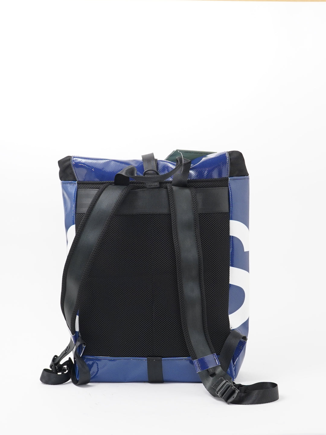 F155 Clapton -  blue white