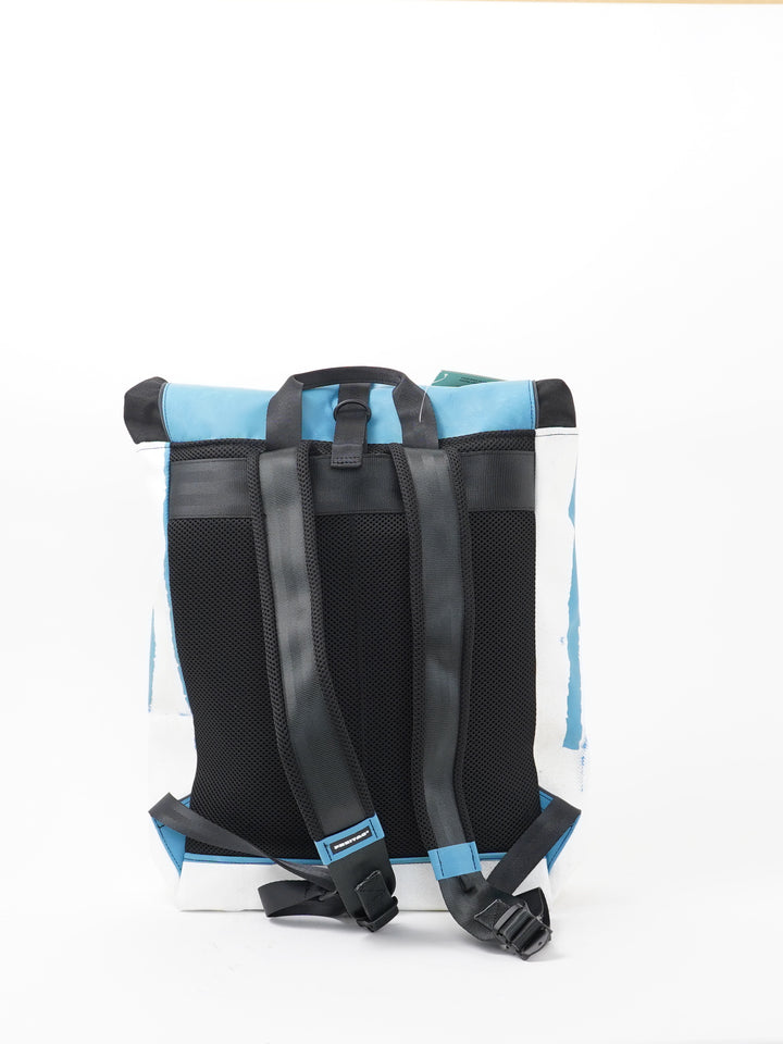 F155 Clapton -  white blue