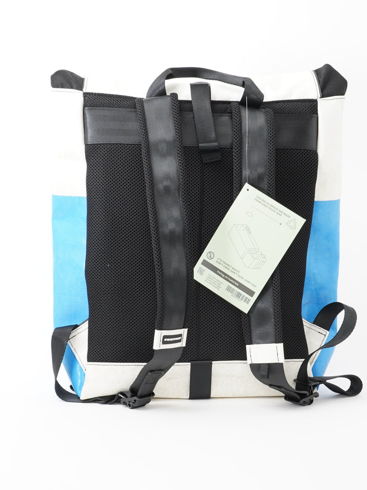 F155 Clapton -   blue white