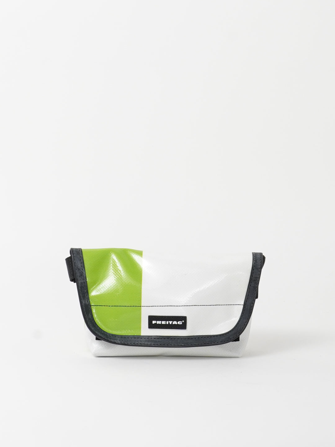 F153 Jamie - white green