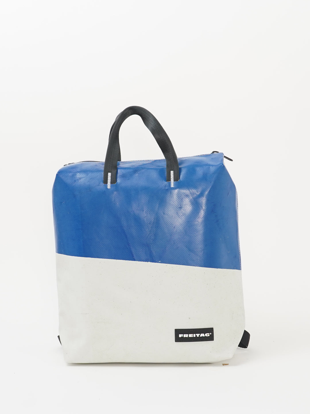 F201 Pete -  blue white