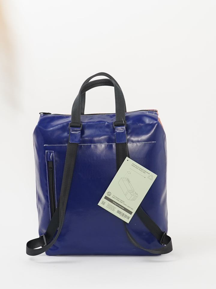 F201 Pete -  blue red