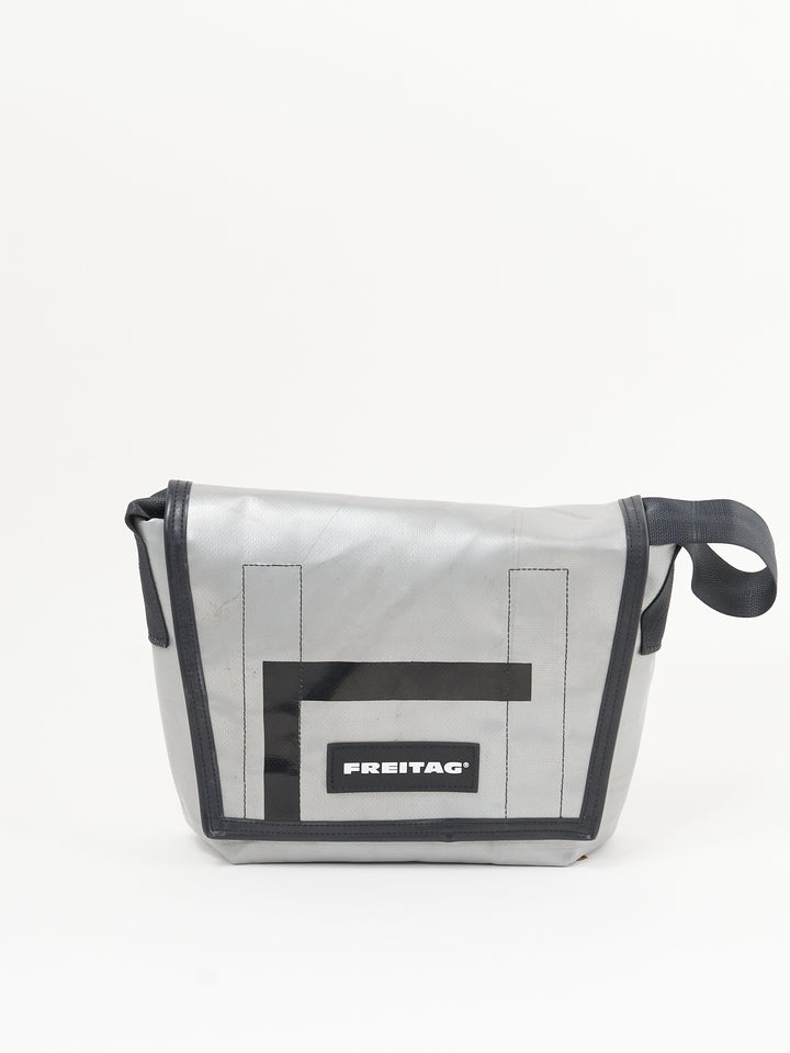 F11 Lassie -  silver black