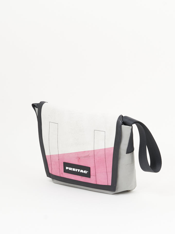 F11 Lassie -  silver pink white