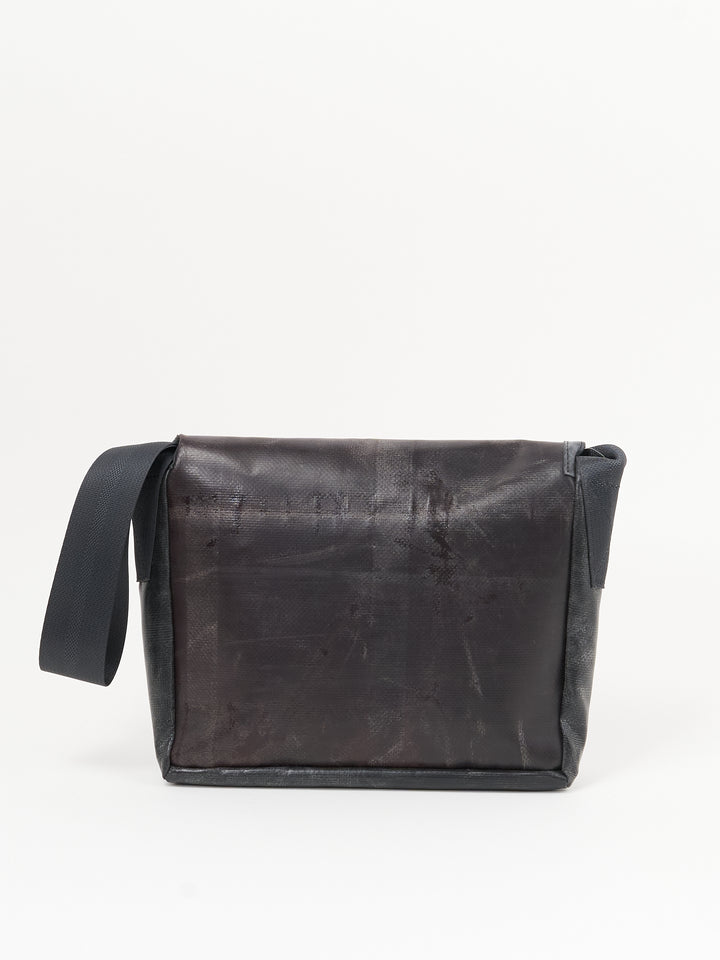 F11 Lassie -  black red white