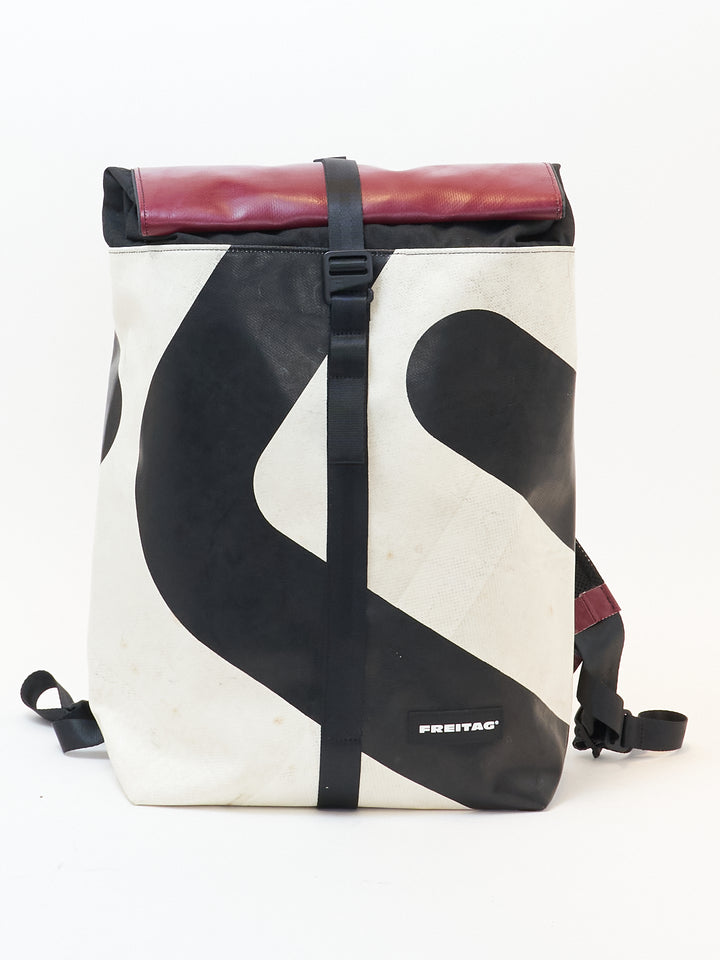 F155 Clapton -   white black red