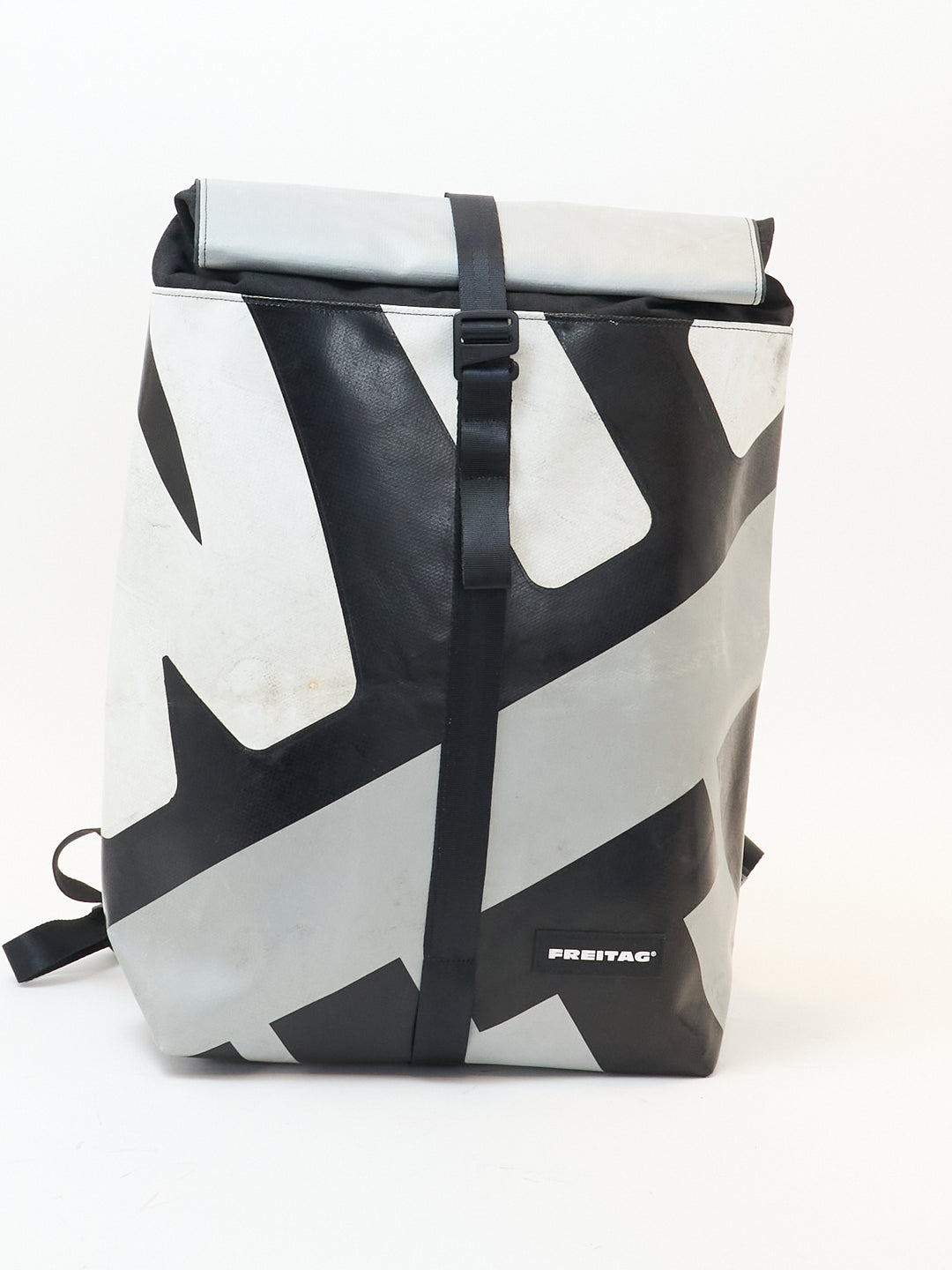 F155 Clapton -   black silver white